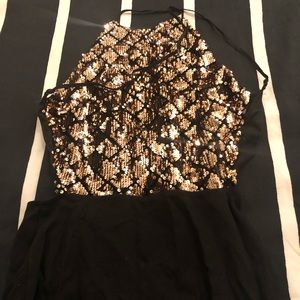Dress gold and black